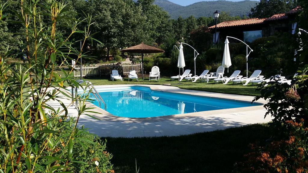Apartamentos El Roble Valverde de la Vera 外观 照片
