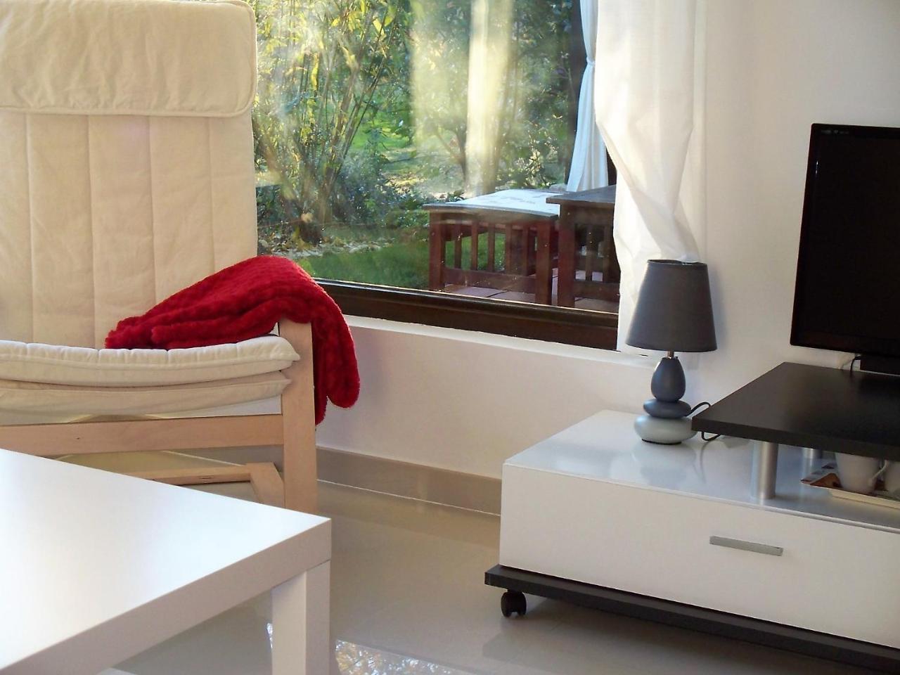 Apartamentos El Roble Valverde de la Vera 外观 照片