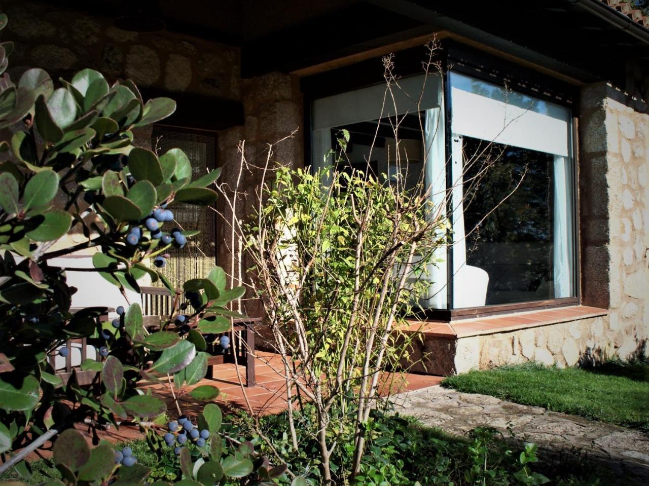 Apartamentos El Roble Valverde de la Vera 外观 照片