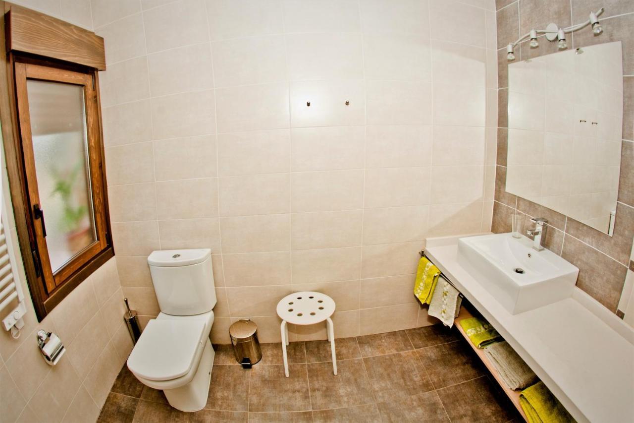 Apartamentos El Roble Valverde de la Vera 外观 照片
